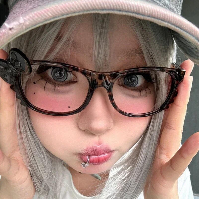 Lunettes Hello Kitty Léopard – Image 5