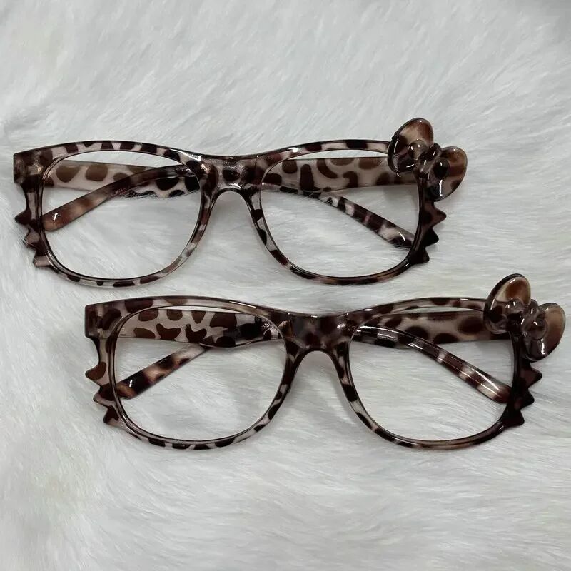 Lunettes Hello Kitty Léopard – Image 2